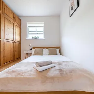 stansted-airport-bishops-stortford-town-centre.cambridgehotelsuk.com/